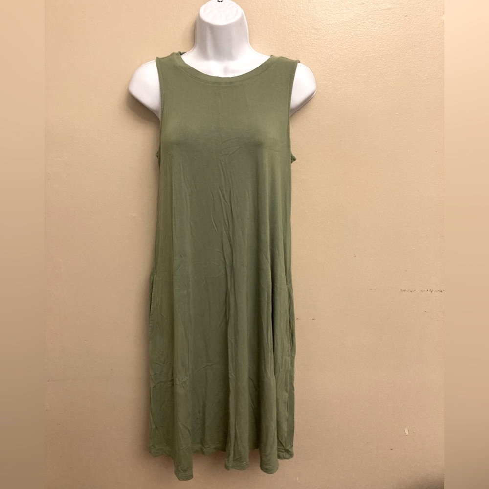 Time and True stretch rayon sack dress with pockets sz. S